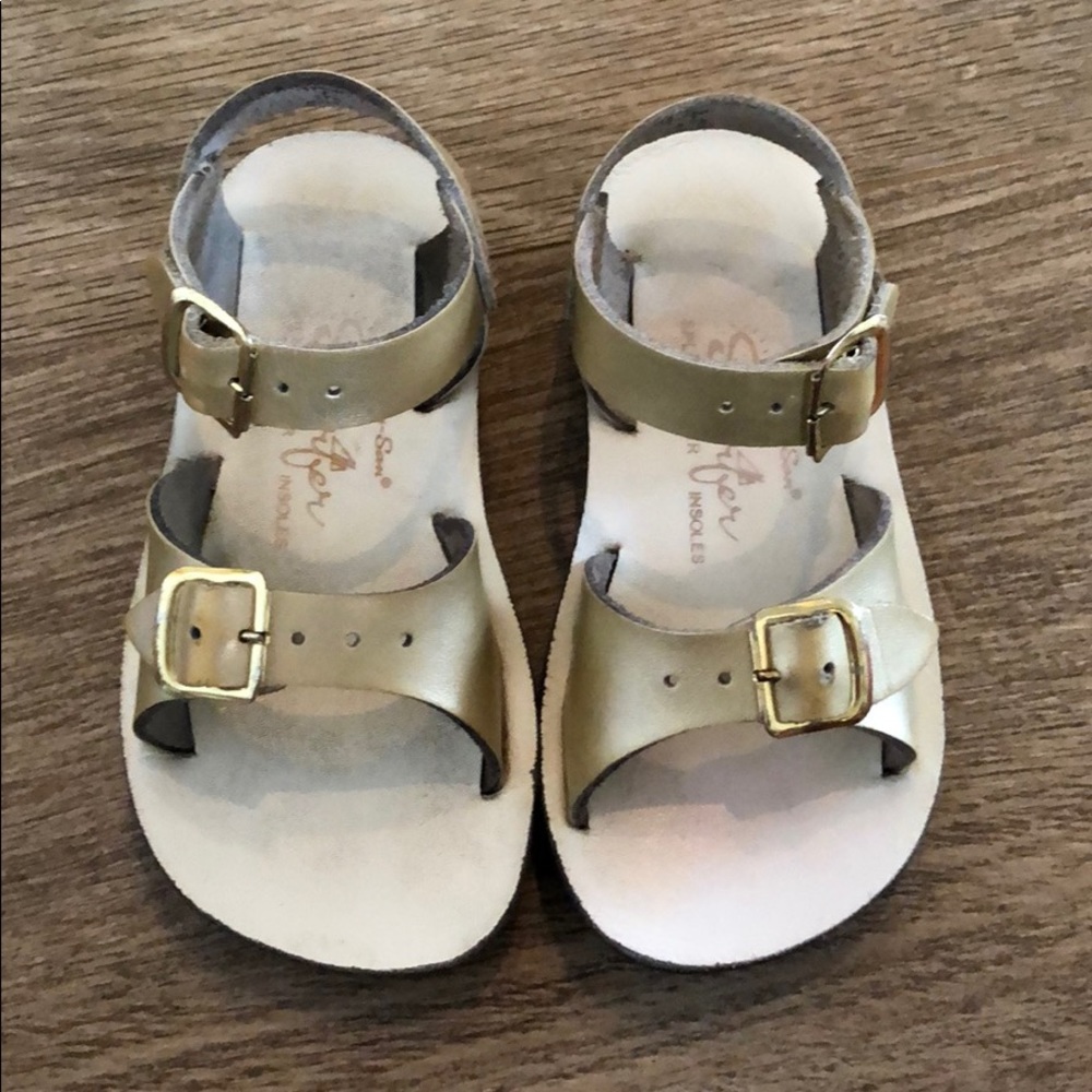 Kids Salt-Water Sun-San by Hoy Surfer Sandal Gold